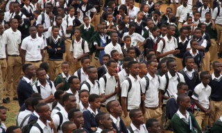 Mineduc Wakes Up While Schools Are Busy ‘Stealing’ from Students