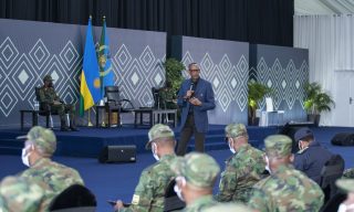 PHOTOS: President Kagame Chairs High Command Council