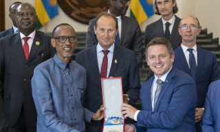 ICYMI: President Kagame Awarded The Ordre de La Pléiade by La Francophonie Parliamentarians (Photos)
