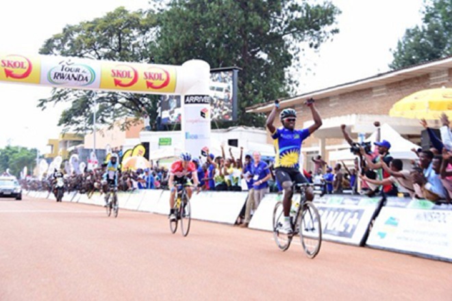 Nsengimana races the gas out of an opponent