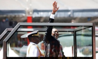 Kagame Attends Kenyatta’s Inauguration