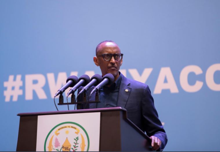 Kagame Welcomes Any Citizenship Applicant with A Burden to Build Rwanda