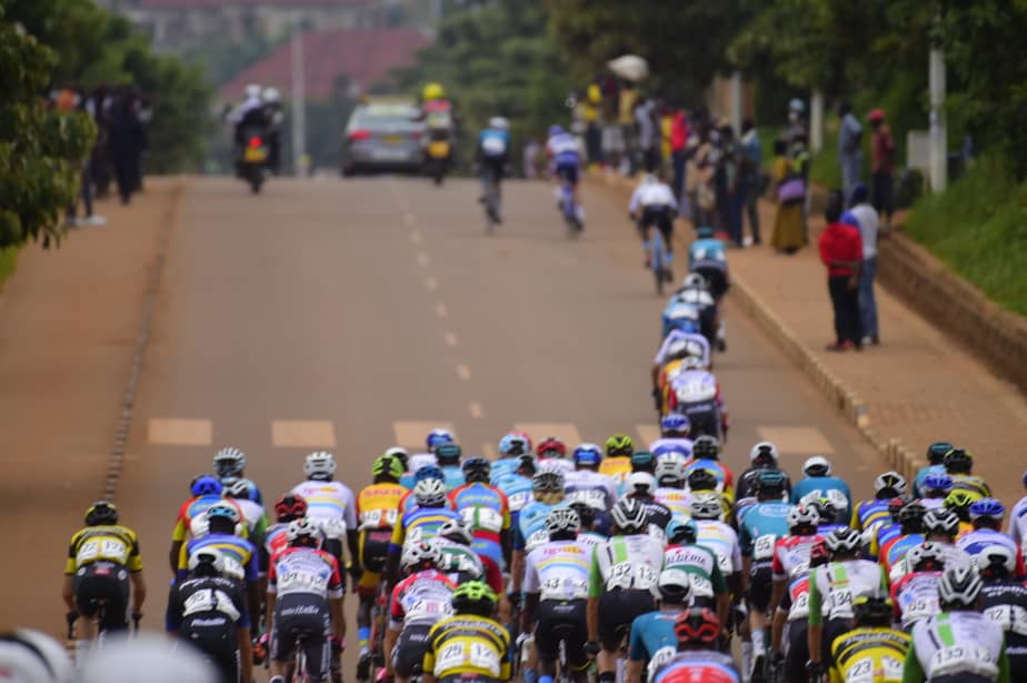 Tour du Rwanda: Spectators Follow Riders Through Kigali – Rwamagana Landscape