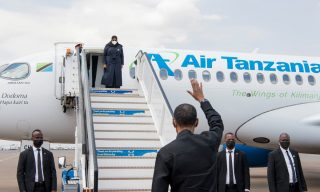 KWAHERI: President Samia Suluhu Hassan Seen Off By President Kagame