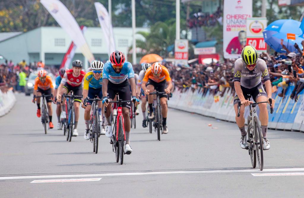 Lecerf books yellow jersey as South African Ormiston wins stage 5