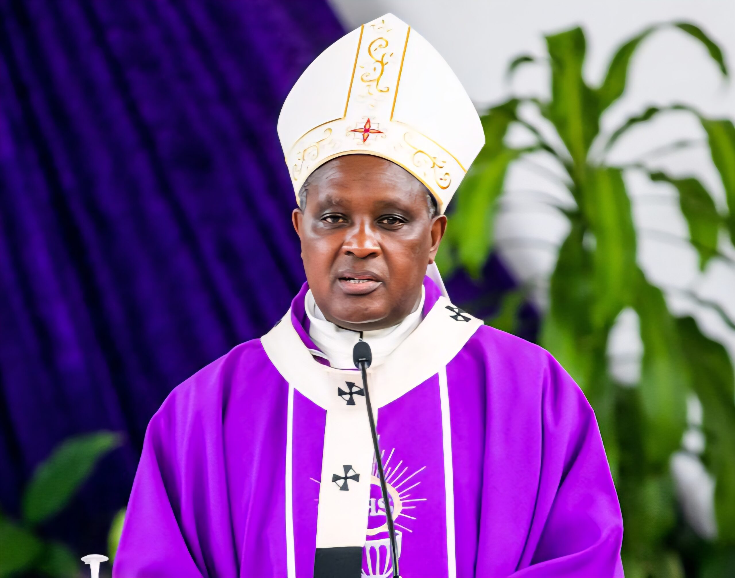 Cardinal Kambanda Calls for Reopening of Churches That Meet Requirements