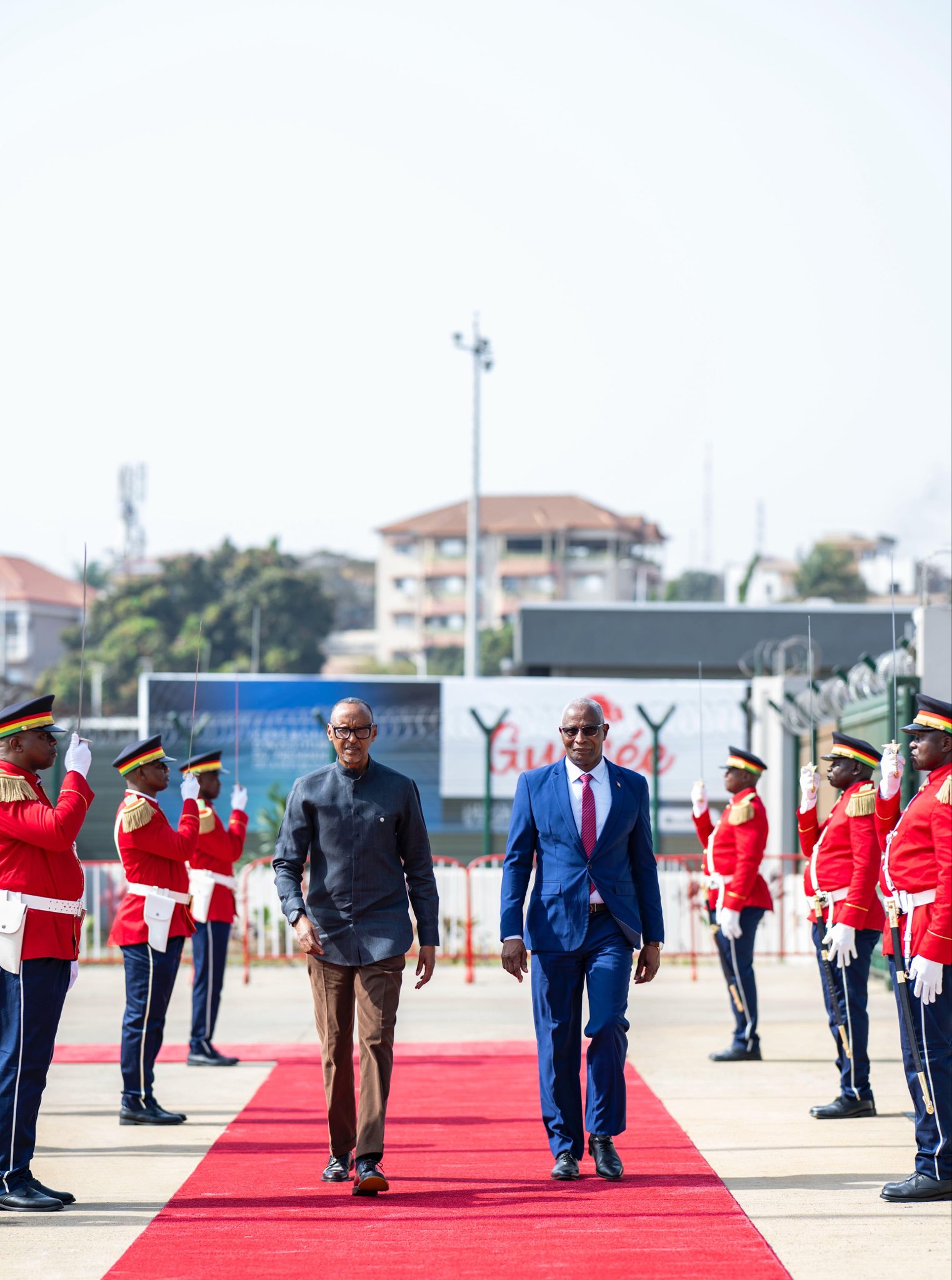President Kagame in Guinea Ahead of President Doumbouya’s Swearing-In