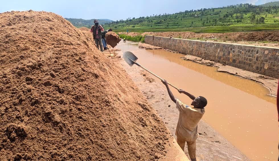 From Flood Risk to Daily Income: The Nyiramageni Sand Story
